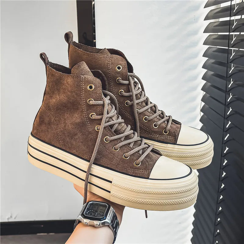 Maison Hoge Suède Sneakers