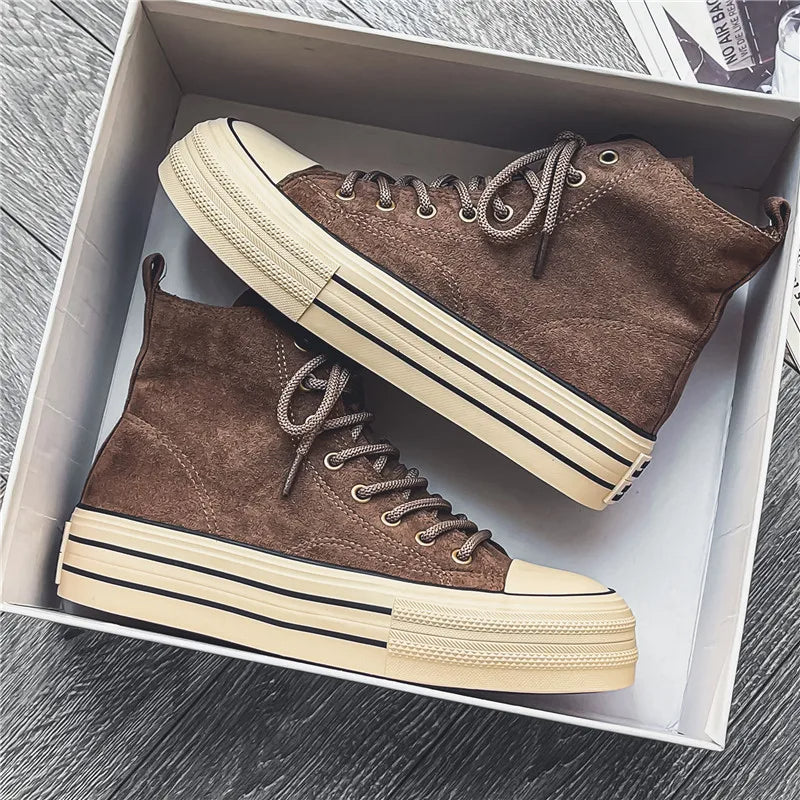 Maison Hoge Suède Sneakers