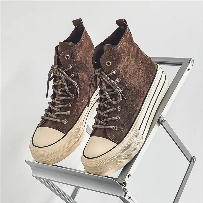Maison Hoge Suède Sneakers
