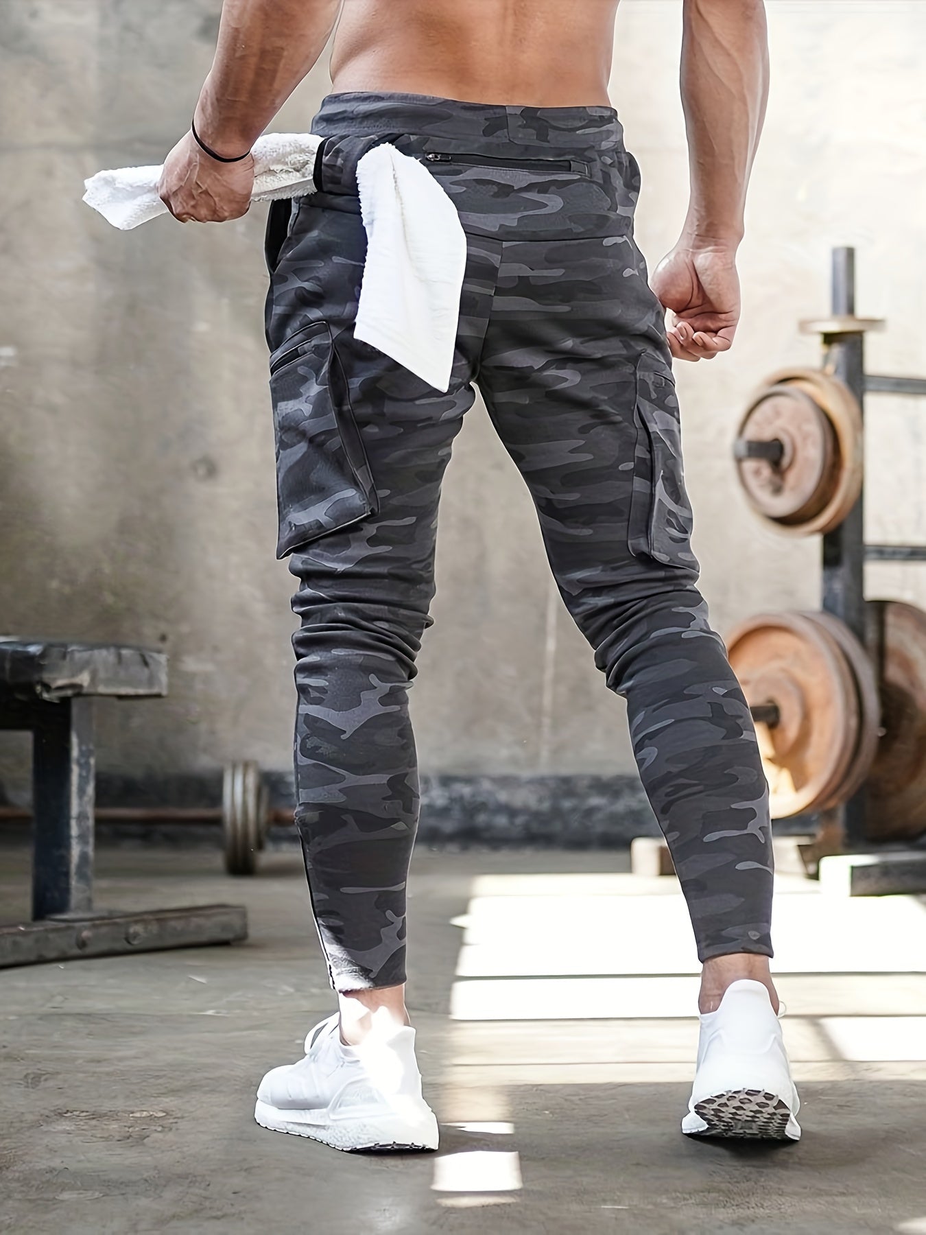 Herensportbroek met camouflageprint, multifunctionele cargojoggingbroek, casual trainingsbroek voor de sportschool, veelzijdige sportbroek met trekkoord en zakken, outdoor kleding.