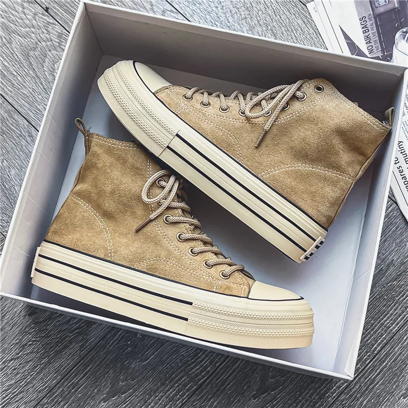 Maison Hoge Suède Sneakers