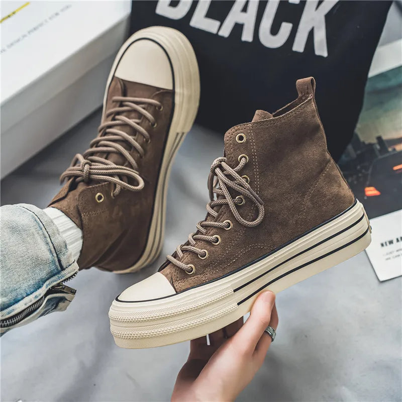 Maison Hoge Suède Sneakers