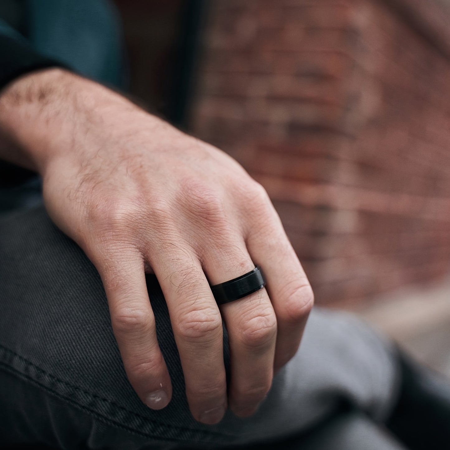 1 stuk PANASH 8MM Titanium Stalen Ring, Mode Zwart Goud Geplateerd, Duurzaam Krassenbestendig, Uniek Cadeau voor Vriendschap, Verjaardag, Huwelijk, Afstuderen, Kerst - Enkele Ring met Analoge Steen Creatie