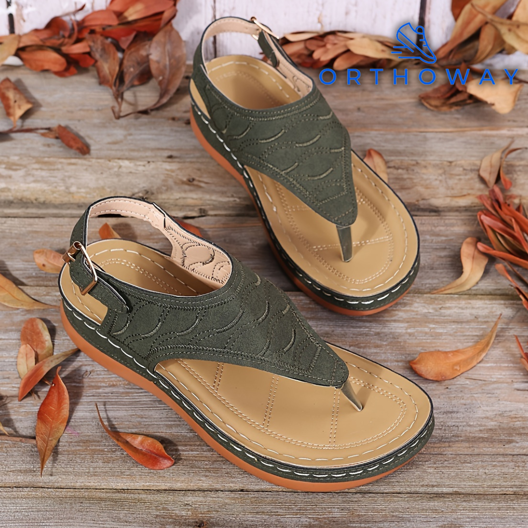 EAZEN Retro Sandals – Elegante Sleehak met Enkelband