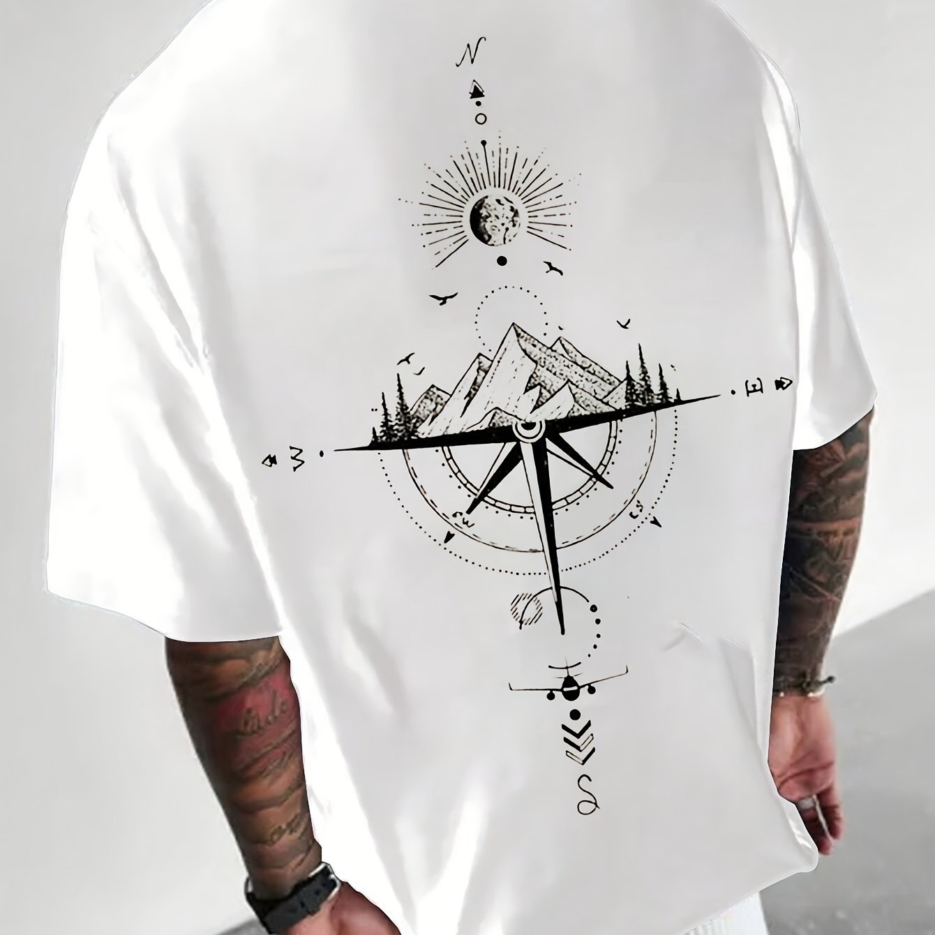 Herent-shirt met Casual Kompasprint - Ademend Polyester, Ronde Hals, Korte Mouwen - Perfect voor de Zomer